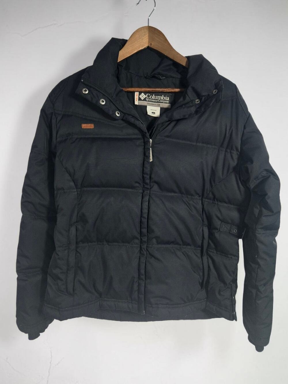 Columbia Black Puffer Jacket Women’s Size L